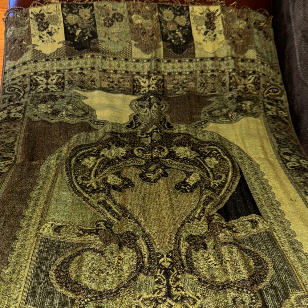 Pashmina Silk Scarf 🧣